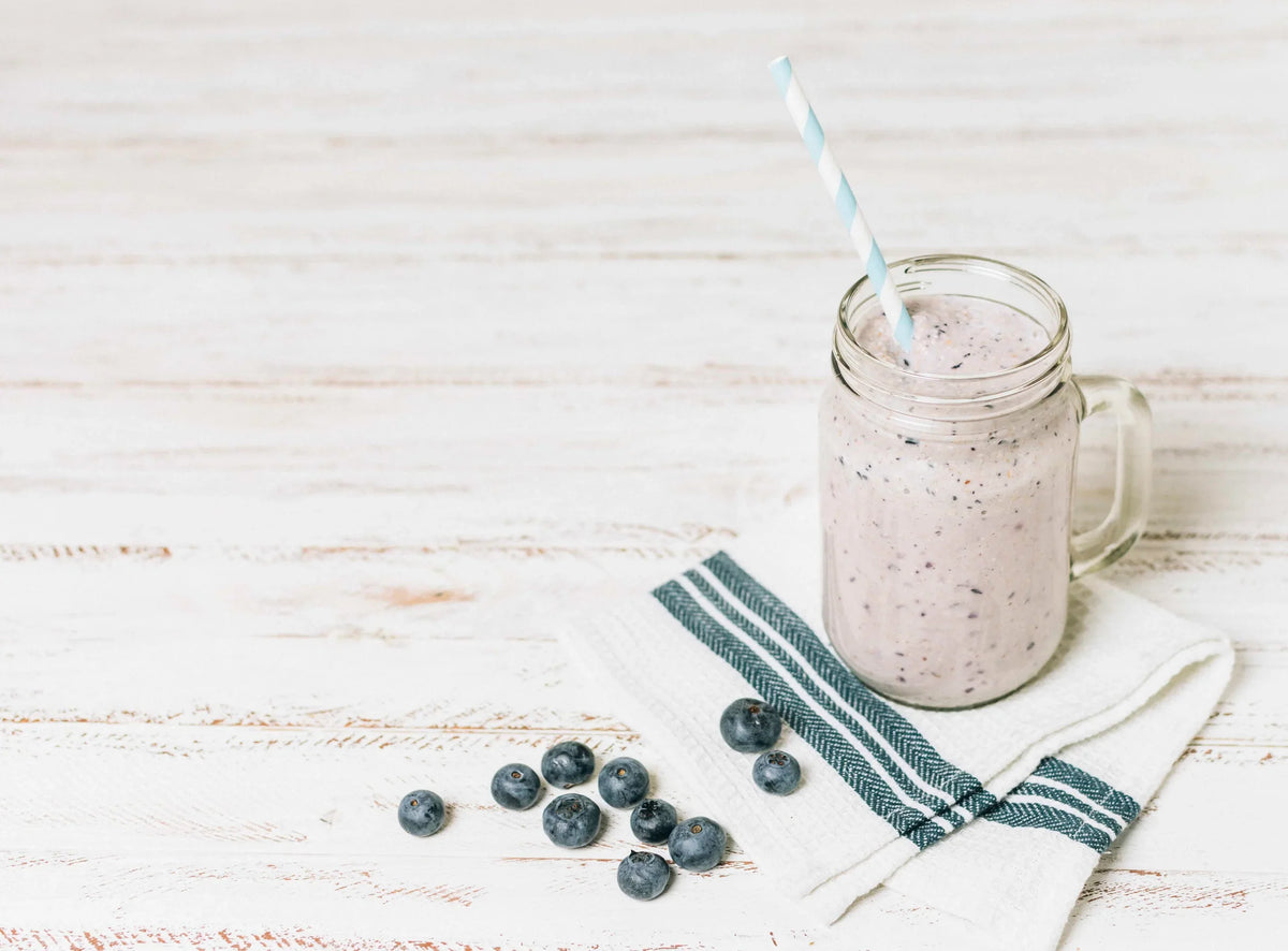 Roter Bananen-Blaubeer-Smoothie