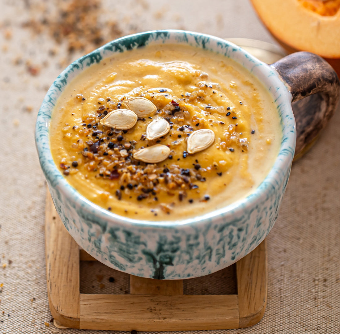 Kürbiscremesuppe mit Pilzen